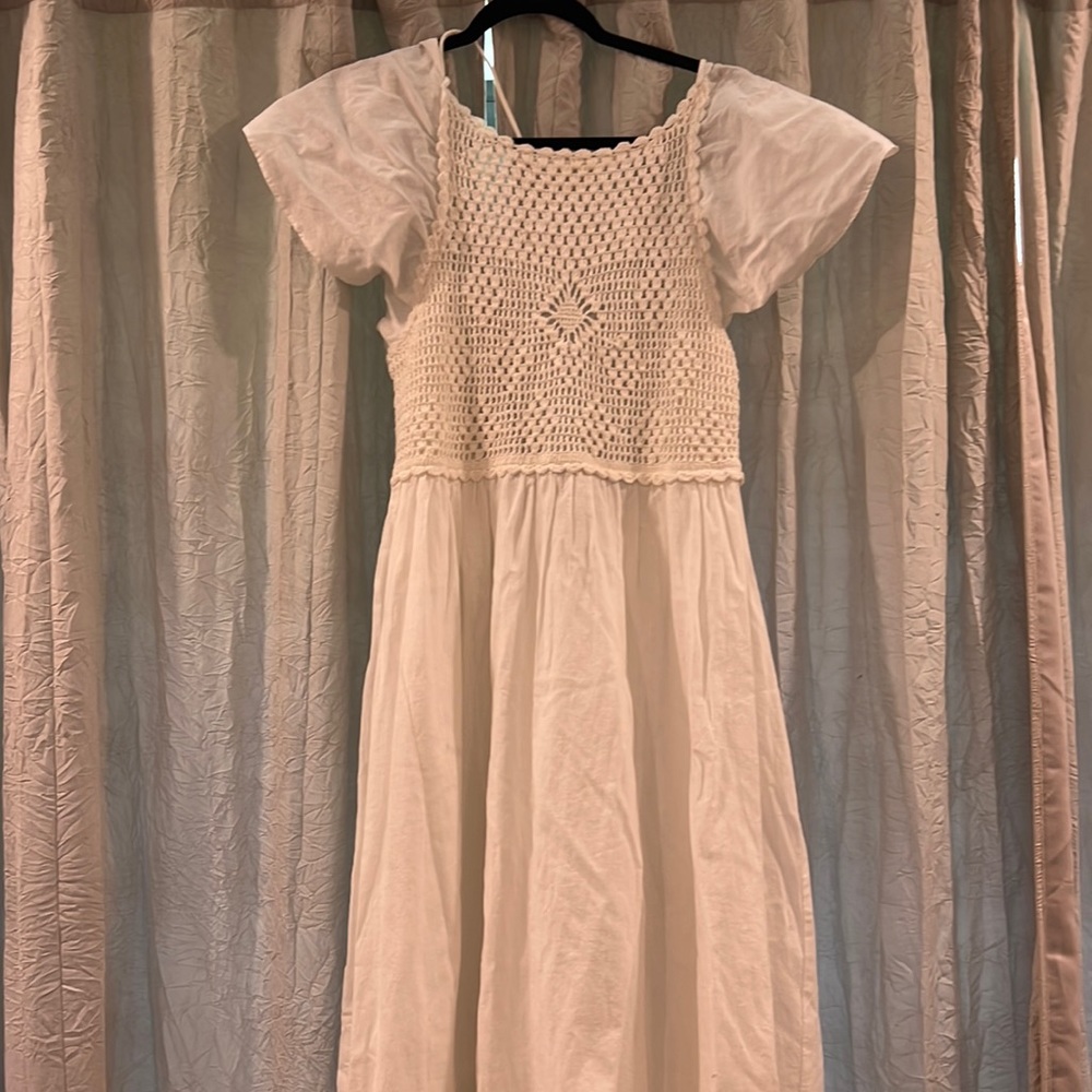 Zara linen with crochet too dress from zara with open back